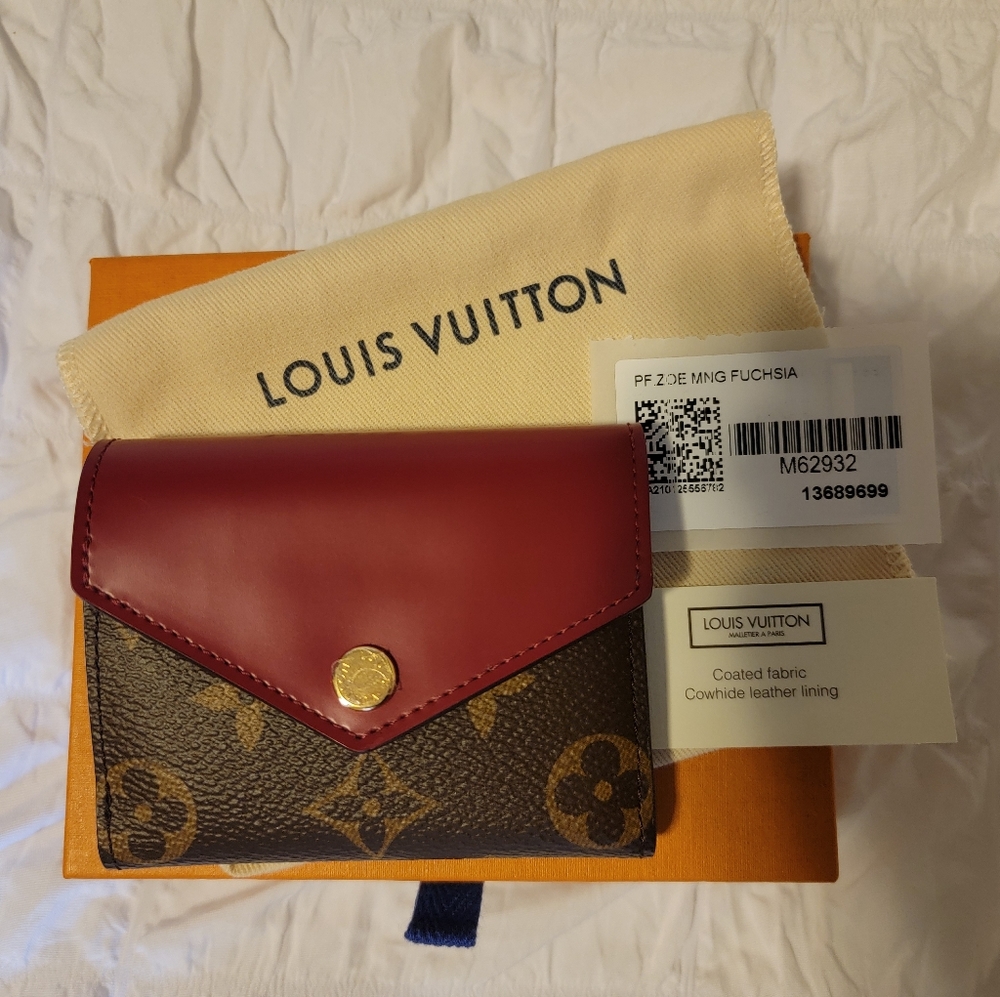 Louis Vuitton Zoe Wallet